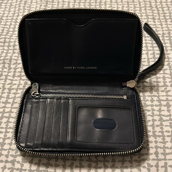 Marc by Marc Jacobs Navy Wallet - Picture 2 of 3